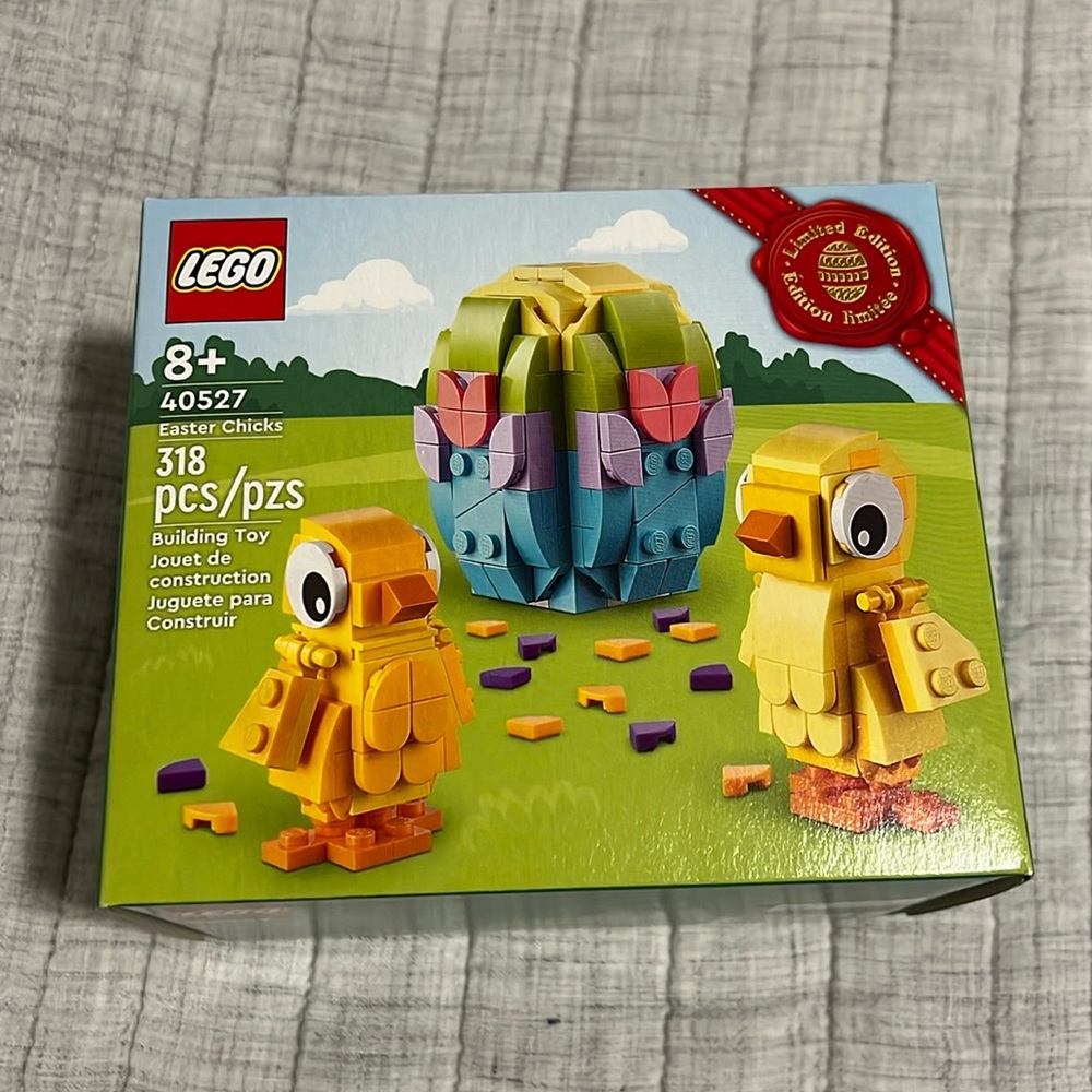 LEGO Limited Edition Easter Chicks 40527